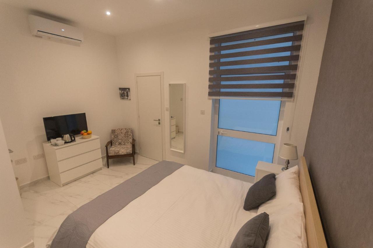 4 Bedroom Apartment Near Sliema Seafront Екстериор снимка